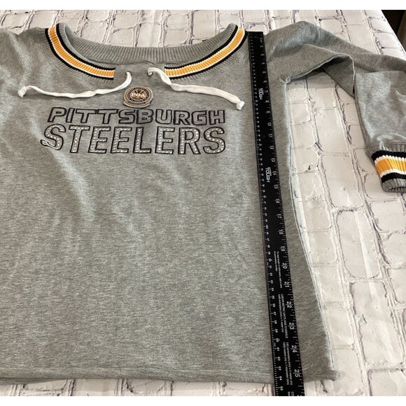Touch Sweatshirt Women's Size S Gray Pittsburgh Steelers Graphic Rhinestone - Picture 9 of 9